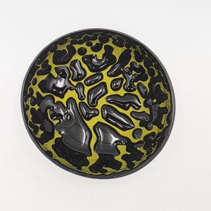 Żółta miska do wyrabiania piany